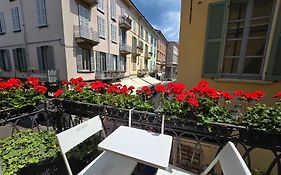 Russomanno Apartments